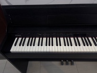 Roland digital piano wooden keys dp603 90 ％new with bench