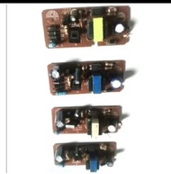 Mesin adaptor ac to dc 1 amper output dc 12 volt input ac 220 v