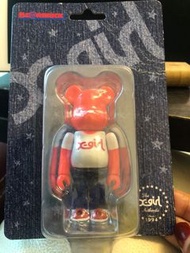 Bearbrick x -girl
