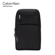 CALVIN KLEIN กระเป๋าสะพายข้างผู้ชาย รุ่น PH0690 010 - สีดำ