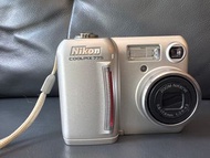 Nikon Coolpix 775