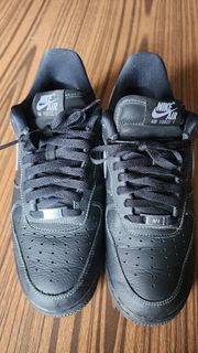 Nike Air Force 1 黑