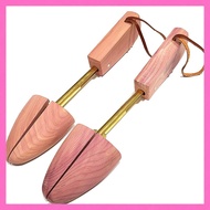 [Direct from Japan]
Men's Wooden Shoe Trees - Natural Red Cedar - Odor & Insect Resistant, Moisture 