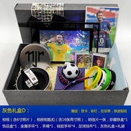 现货足球手环球迷礼盒球星C罗梅西内马尔公仔送同学生日礼物男圣诞节Football wristband fan gift box for star player Cristiano Ronaldo an