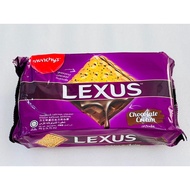 (19g x 10’s) Munchy’s Lexus Chocolate Cream Sandwich Calcium Cracker Biscuit Halal