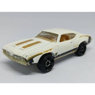 Hot Wheels 1970 70 Olds Oldsmobile 442 W-30 Collectible scale 1:64 No Package