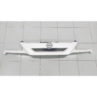 Nissan Serena C24 Grill
