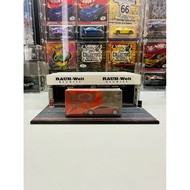 Mini GT No. 817 McLaren F1 Yquem