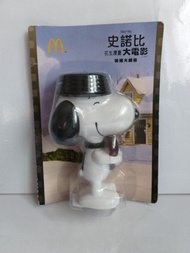 全新 麥當勞 × Snoopy 顯示圖案及變色公仔