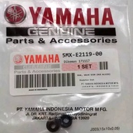 Mio motorbike valve seal