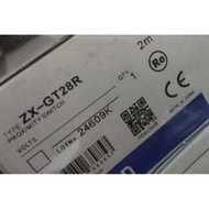 【Brand New】New IN BOX Omron sensor ZX-GT28R