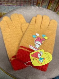 每款$150，1976年 日本製 第一代 My Melody 冷手套 冷手襪 Sanrio未使用品