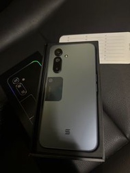 Solana Mobile Seeker 智慧手機