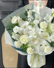 現貨特價訂購鮮花💐，百合花束重瓣百合白玫瑰劍蘭夢幻混搭鮮花花束，母親節禮物花束，情人節禮物花束，表白禮物花束，拍拖禮物花束，生日禮物花束，畢業禮物花束，鮮花，花束，鮮花花束Flowers, bouqu