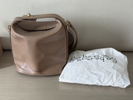RABEANCO NINA牛皮手提水桶包 深杏色