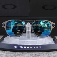 แว่นตากันแดดสำหรับปั่นจักรยานแฟชั่นลำลองสำหรับผู้ชาย OO6042 Oakley สามารถติดตั้งกระจกแว่นกันแดดสำหรับขับรถโพลาไรซ์สายตาสั้นได้
