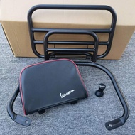 สำหรับ VESPA Primavera Sprint 150 GTS300กระเป๋านักเรียนชั้นวางเข็มขัดพับแบบพกพาพนักพิงด้านหลัง Tails