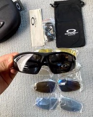 Oakley 運動騎行太陽眼鏡 帶4副鏡片