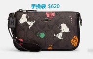 Coach x Snoopy Peanuts 手挽袋 $620