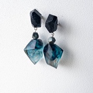 Frames volume 耳環 / 水晶 / 水底 M 醫療鋼耳環 夾式耳環