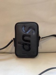 路易威登 LV*Supreme 17年聯名水波紋小號相機包 底11cm