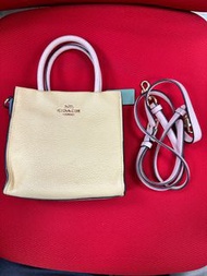 ［大平賣 女裝手袋］Coach Mini Cally Crossbody 手袋