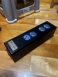 音響拖板 Horus  Audio 電源插座