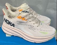 Hoka Clifton 9