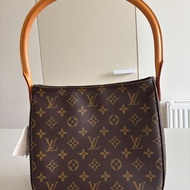 「JL精品代購」 9新 LV 老花 looping 中號