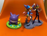Pokemon 比卡超 耿鬼 休憩時光 景品 寵物小精靈，黑魔導女孩 vs 闇遊戲 遊戲王 戰光絕景 景品