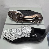 F50 Spider Elite Messi 2004 Replica Elite FG Black-White Men's Soccer Shoes Anti-slip and Wear-resis