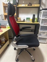 人體工學辦公椅