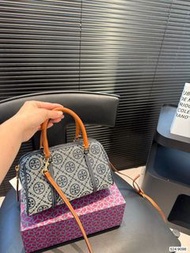 TB Tory Burch 枕頭包 手袋 斜孭袋