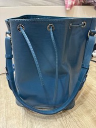 Lv 水桶包