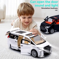Alloy Car Model Diecast Metal Toy Vehicles Car Model High Simulation Sound and Light Childrens Toy