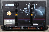 (ความถี่ใหม่) UR-12D wireless microphone UHF สัญญาณไกล100เมตร เปลี่ยนความถี่ได้ตัวไมค์เป็นอลูมิเนียม 803-806 Mhz