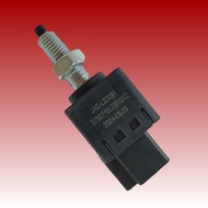 Jianghuai Accessories Handsome Bell Q6Q3 Jun Bell V6V5H330 Combell Brake Switch LE010XZ Brake Light 