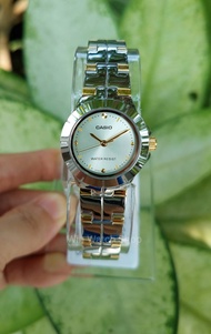 นาฬิกา Casio Standard Lady  รุ่น LTP-1242SG-9C นาฬิกาข้อมือผู้หญิง สายสองกษัตริย์ หน้าปัดทอง- ของแท้ 100% ประกันสินค้า 1 ปี