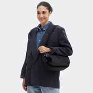 กระเป๋า Kipling รุ่น EARTHBEAT M สี Signature Emb