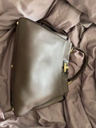 Fendi peekaboo