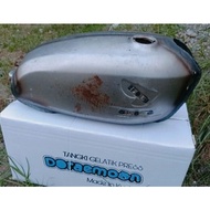 Cb100 Doraemon press tank, CB Doraemon tank, CB glatik press tank