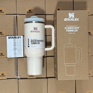 STANLEY The Quencher H2.O FlowState Tumbler Water Bottle 40OZ (1.18L) stanley the quencher h 2.o fl