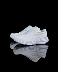 Hoka One One Bondi 8
