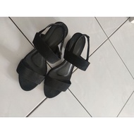 Heels 2inch size 38 preloved.