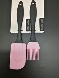 廚房用品工具配件-- 耐高溫矽膠油掃/刮刀 2件套 Set of silicone brush and spatula