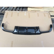 [READY STOCK ] Mercedes W204 AMG Carbon fiber Diffuser Bodykit