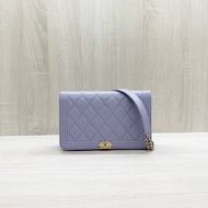 CHANEL薰衣草粉紫色荔枝牛皮淡金釦BOY WOC