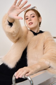umore.made fur coat Evelyn เฟอร์โค้ท Best seller
