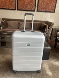 New：Delsey 29 inch luggage, Delsey 29 吋行李箱旅行箱  29 x51 x 74cm （符合一般航空公司寄存規定158 cm）
