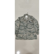 11USAF Women's Military Shirt Size 6r Can Measure 42 Inches Chest 40-42 US COAT WOMENS ULITITY AIRFO